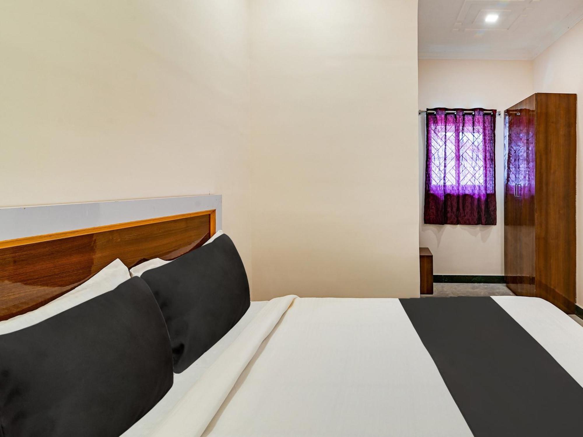 Hotel O Rj Royal Inn Vellore Eksteriør billede