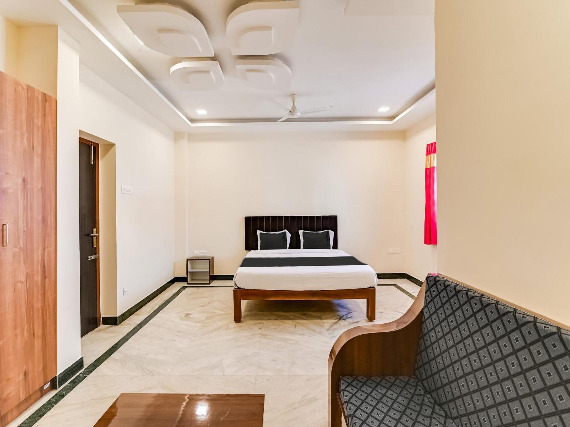 Hotel O Rj Royal Inn Vellore Eksteriør billede